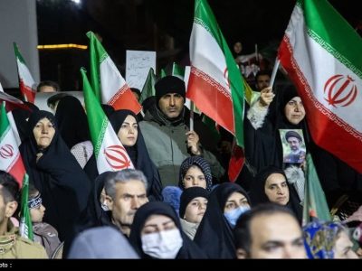 سنندج، روایت دوباره اتحاد و پشتیبانی از انقلاب؛ طنین «اللهاکبر»+فیلم
