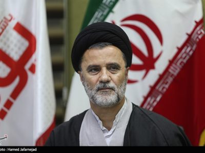 نبویان: کنترل تنگه هرمز ‌از دست نمی‌رود/محاصره دریایی عملاً شکست خورد