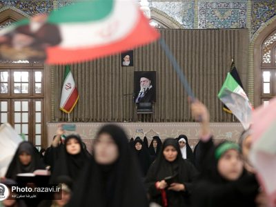 نمایش شکوه یک ماه ایستادگی و حماسه در حرم رضوی