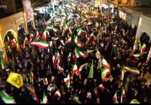 وداع پرشکوه با پیکر سرگرد شهید آقاپور در حرم حضرت زینب(س)+فیلم