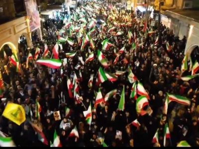 وداع پرشکوه با پیکر سرگرد شهید آقاپور در حرم حضرت زینب(س)+فیلم