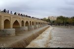 بازگشت آب به زایندهرود؛ اصفهان مهیای رونق دوباره گردشگری