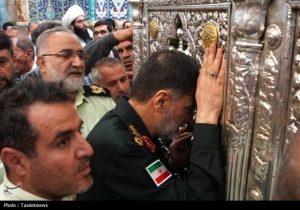 تشرف سردار رادان به زیارت حرم حضرت معصومه(س)+ عکس