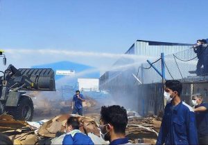 جزئیات آتش‌سوزی ضایعات کارخانه لوازم خانگی شاهین شهر