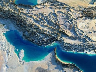 خلیج‌فارس جای اجانب و آمریکایی‌ها نیست/ تنگه هرمز باید حفظ شود