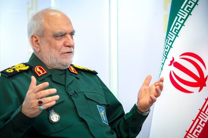 شهید خادمی از نوجوانی اهل تلاش و اخلاص بود