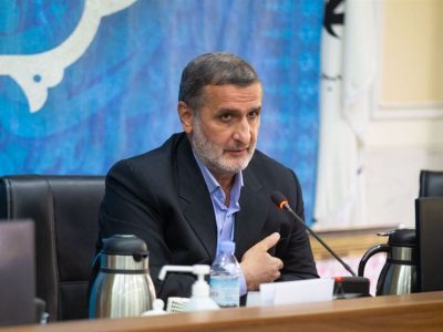 عزاداریم اما عقب‌نشینی نمی‌کنیم؛ دست‌مان روی ماشه است