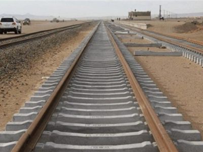 پایانه ریلی اشراق بدون بار مانده است/صنایع به ریل اقبال نشان ندادند