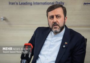 غریب آبادی: کشورهای منطقه باید از عاملان اصلی تجاوز خسارت بگیرند