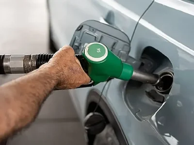 تصمیم بنزینی دولت قطعی شد / پشت پرده بنزین ۱۰ هزار تومانی چیست؟