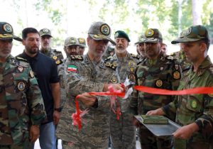 امیر حاتمی: دشمن فقط زبان زور می فهمد/تا۲۰نسل برای نقشه کشور می جنگیم