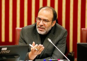 انتقال سهمیه بنزین از کارت سوخت به کارت بانکی کم هزینه‌تر است