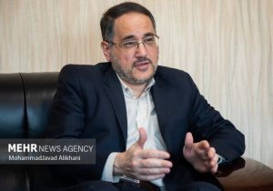 باید از هیاهوی تفرقه‌انگیز جناحی به سوی صف متحد ملت حرکت کنیم