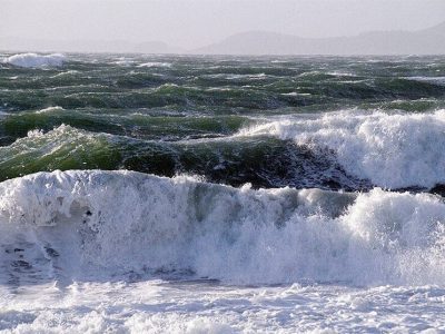 ببینید| تراژدی غرق‌شدگی در دریای خزر/ مرگ در پشت موج‌های آرام!