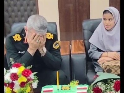 ببینید| وقتی دختر شهید فرمانده را غافلگیر کرد؛ بغض سردار شکست