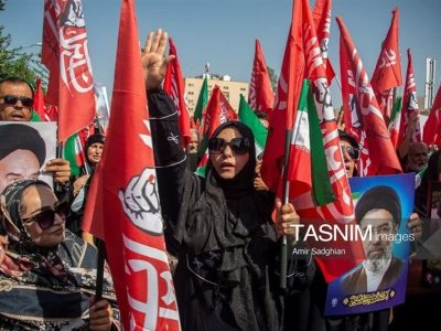 جاماندگان اربعین با پرچم سرخ عهد خونخواهی بستند+فیلم