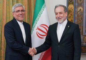 دیدار سفیر جدید ایران در بلاروس با عراقچی