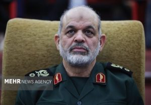 سردار احمد وحیدی به سمت فرمانده کل سپاه پاسداران منصوب شد