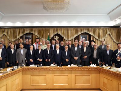 عارف: اربعین سرمایه معنوی و الگویی از آزادی، اخلاق و شجاعت است