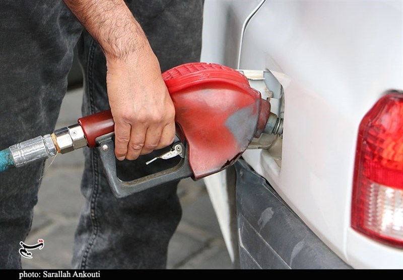 عرضه بنزین ۵ هزار تومانی برای مسافران ورودی به استان کرمان در ۳۶جایگاه