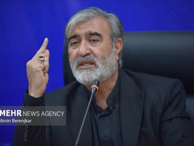 عزیزی: ملت ایران هرگز خیانتهای همیشگی فرانسه را فراموش نمیکند