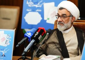 هدف مجمع بینالمللی اساتید باید «گفتمانسازی» باشد
