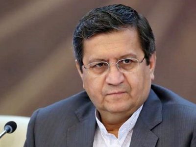 همتی: در صورت نیاز بیش از ۵۰۰ میلیون دلار عرضه می‌کنیم