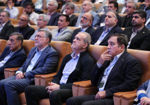 پزشکیان: حتی یک بند در تفاهمنامه پیدا نمی‌کنند که حاکی از وادادگی باشد
