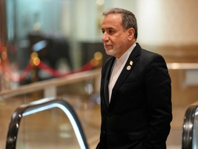 پیام تبریک عراقچی به همتای پاکستانی به مناسبت روز استقلال این کشور