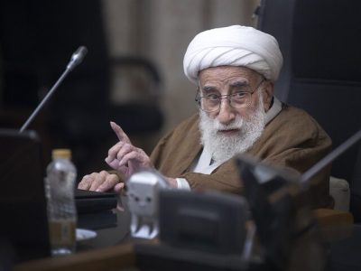 آیت‌الله جنتی: نیازمند روحیه جهادی در عرصه نبرد اقتصادی هستیم