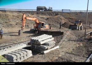 اتمام ریل‌گذاری  راه‌آهن چابهار ـ زاهدان/ ۳۰۲ پل و تقاطع اجرا شد