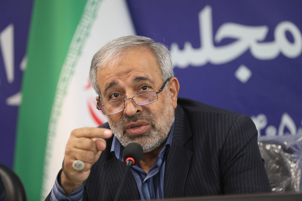تأکید مجمع نمایندگان تهران بر مشارکت بخش خصوصی در توسعه مترو بخش خصوصی در توسعه حمل و نقل ریلی و مترو حومه در استان تهران نقش آفرینی کند