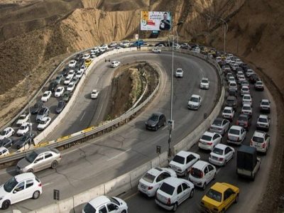 ترافیک سنگین در جاده چالوس و آزادراه تهران ـ شمال