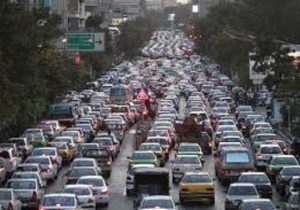 ترافیک سنگین در محورهای چالوس، هراز و آزادراه قزوین-کرج-تهران