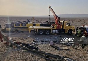 جزئیات واژگونی اتوبوس در اتوبان همدان-ساوه/۱۱ کشته و ۲۴ مصدوم