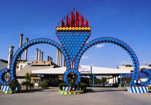 درخواست فعالان کارگری پالایشگاه آبادان برای بازنگری فوری در حقوق کارگران