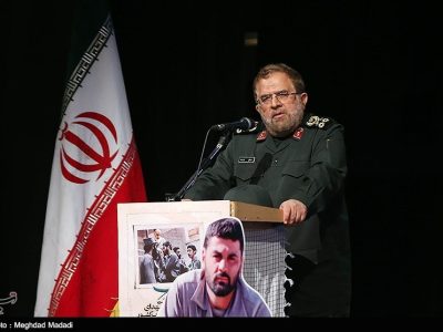 سرلشکر ایزدی: با موشکهایمان ناو هواپیمابر آمریکایی را هدف قرار دادیم