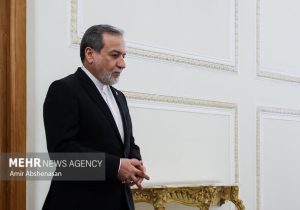 عراقچی: حتی اگر کار به جنگ آخرالزمانی کشیده شود، استوار خواهیم ایستاد