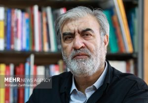 عزیزی: ایران ظرفیت‌های گسترده‌ای برای مقابله با تحریم هوایی دارد