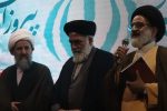 ملت ایران در برابر تهدیدها ایستاده و هرگز زیر بار ذلت نمی‌رود