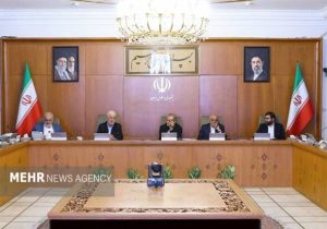 پزشکیان: برخی اماکن دولتی برای کاهش مصرف انرژی تعطیل می‌شوند