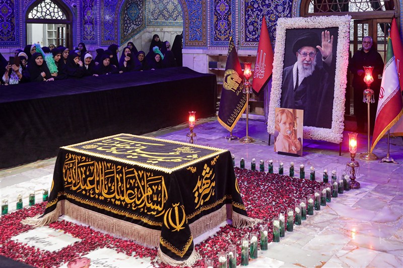 امام شهید , تشییع رهبر شهید , شهید امام خامنه ای (ره) , خراسان رضوی , مشهد مقدس , اخبار مشهد , حرم امام رضا(ع) , امام رضا (ع) , شهادت , رهبر انقلاب , 