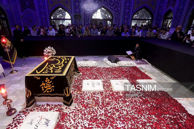 امام شهید , تشییع رهبر شهید , شهید امام خامنه ای (ره) , خراسان رضوی , مشهد مقدس , اخبار مشهد , حرم امام رضا(ع) , امام رضا (ع) , شهادت , رهبر انقلاب , 