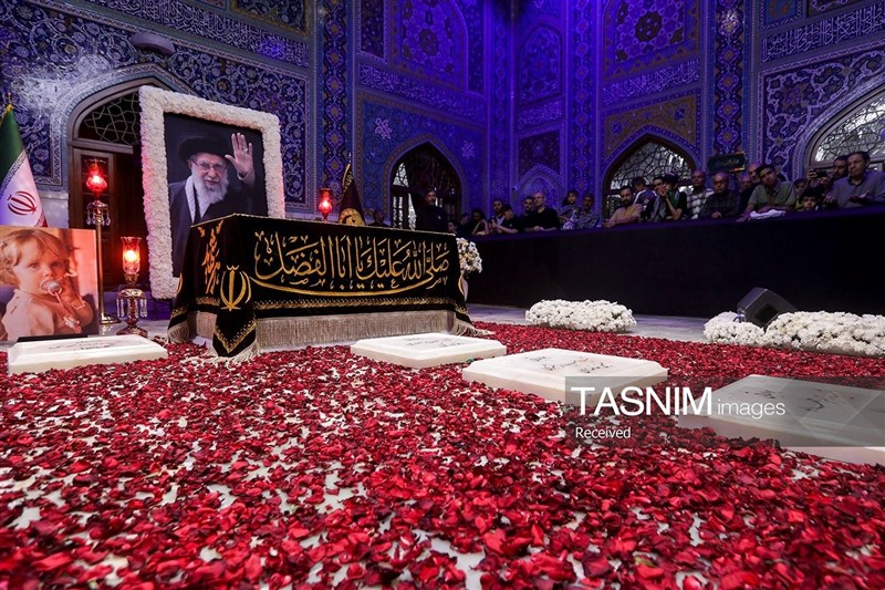 امام شهید , تشییع رهبر شهید , شهید امام خامنه ای (ره) , خراسان رضوی , مشهد مقدس , اخبار مشهد , حرم امام رضا(ع) , امام رضا (ع) , شهادت , رهبر انقلاب , 