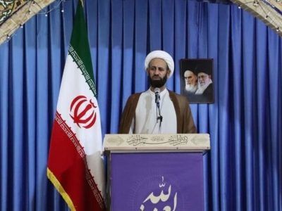 مطالبه امامجمعه خرمآباد برای بهبود معیشت بازنشستگان نظامی